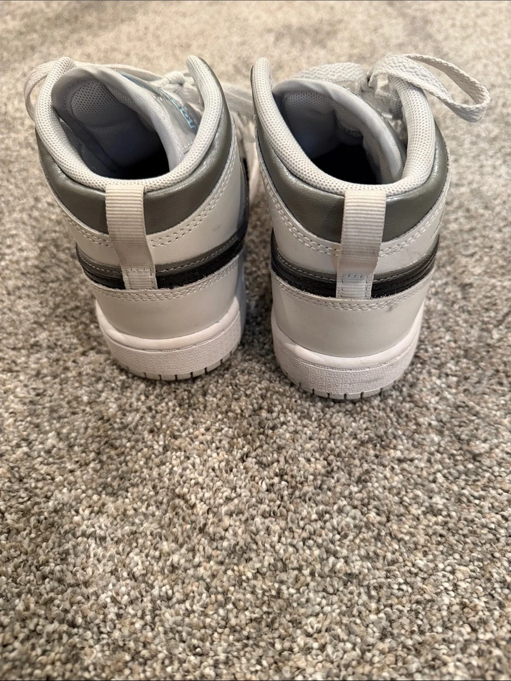Jordan stylish mid